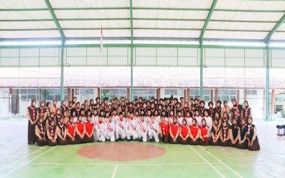 Sukses Gelar Peringatan Hari Pendidikan Nasional, MTs Negeri 2 Tegal Tampilkan Semangat Kebhinekaan
