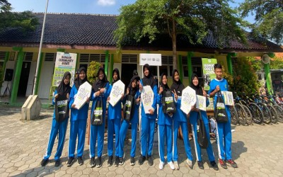 Bangor Goes to School Hadir di MTs Negeri 2 Tegal, Murid Antusias Ikuti Beragam Permainan